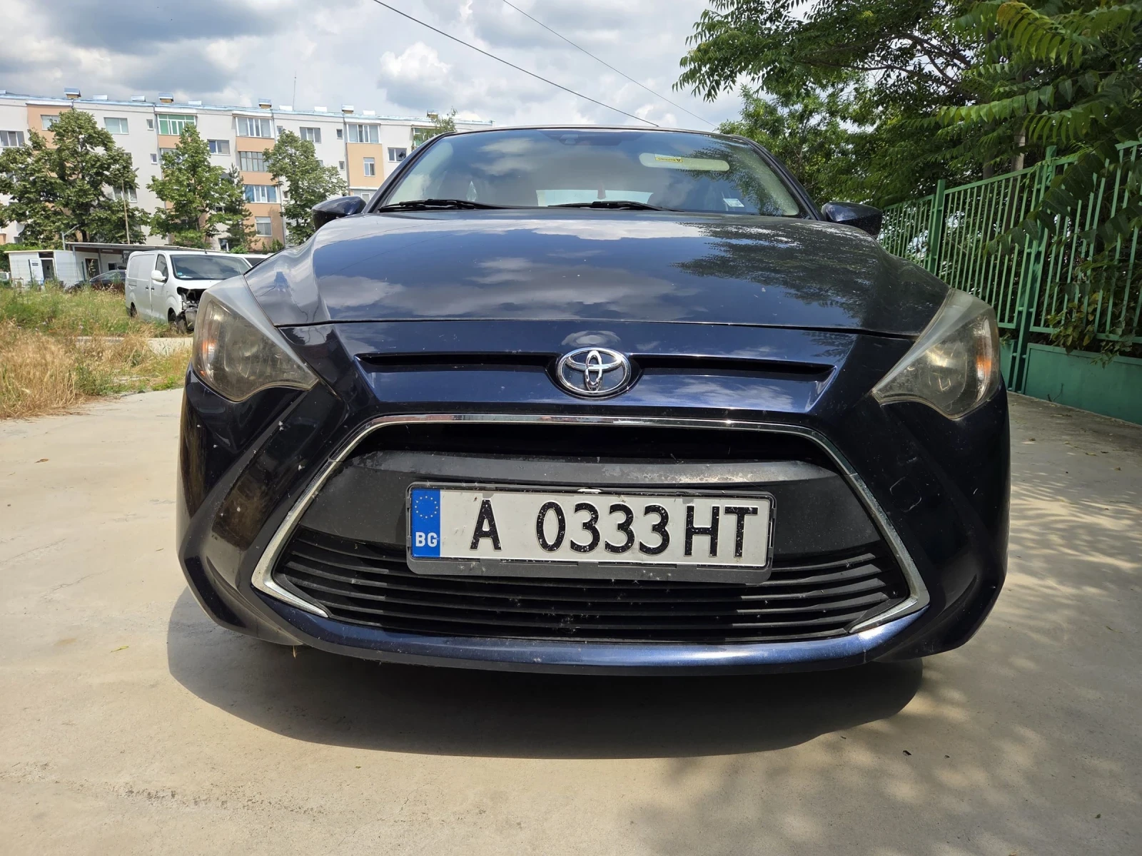 Toyota Yaris 1.5, снимка 5 - Автомобили и джипове - 55136578