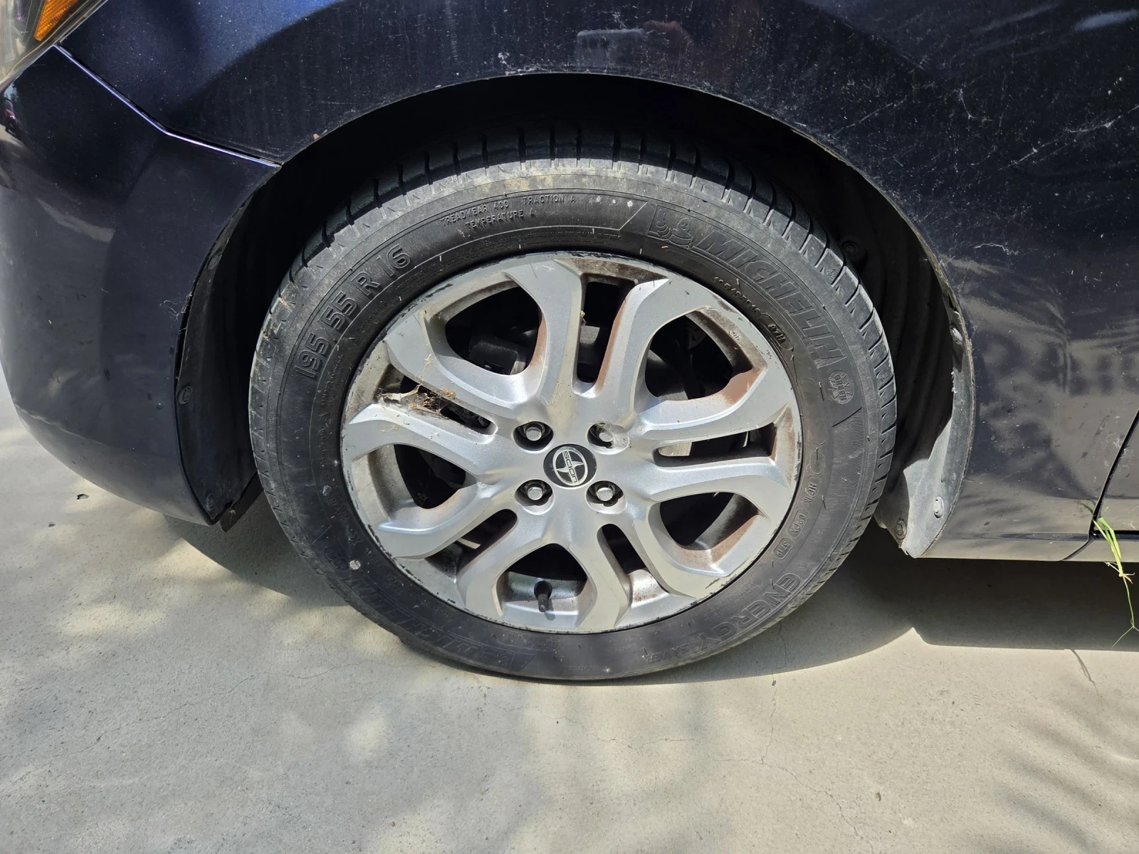 Toyota Yaris 1.5, снимка 12 - Автомобили и джипове - 55136578