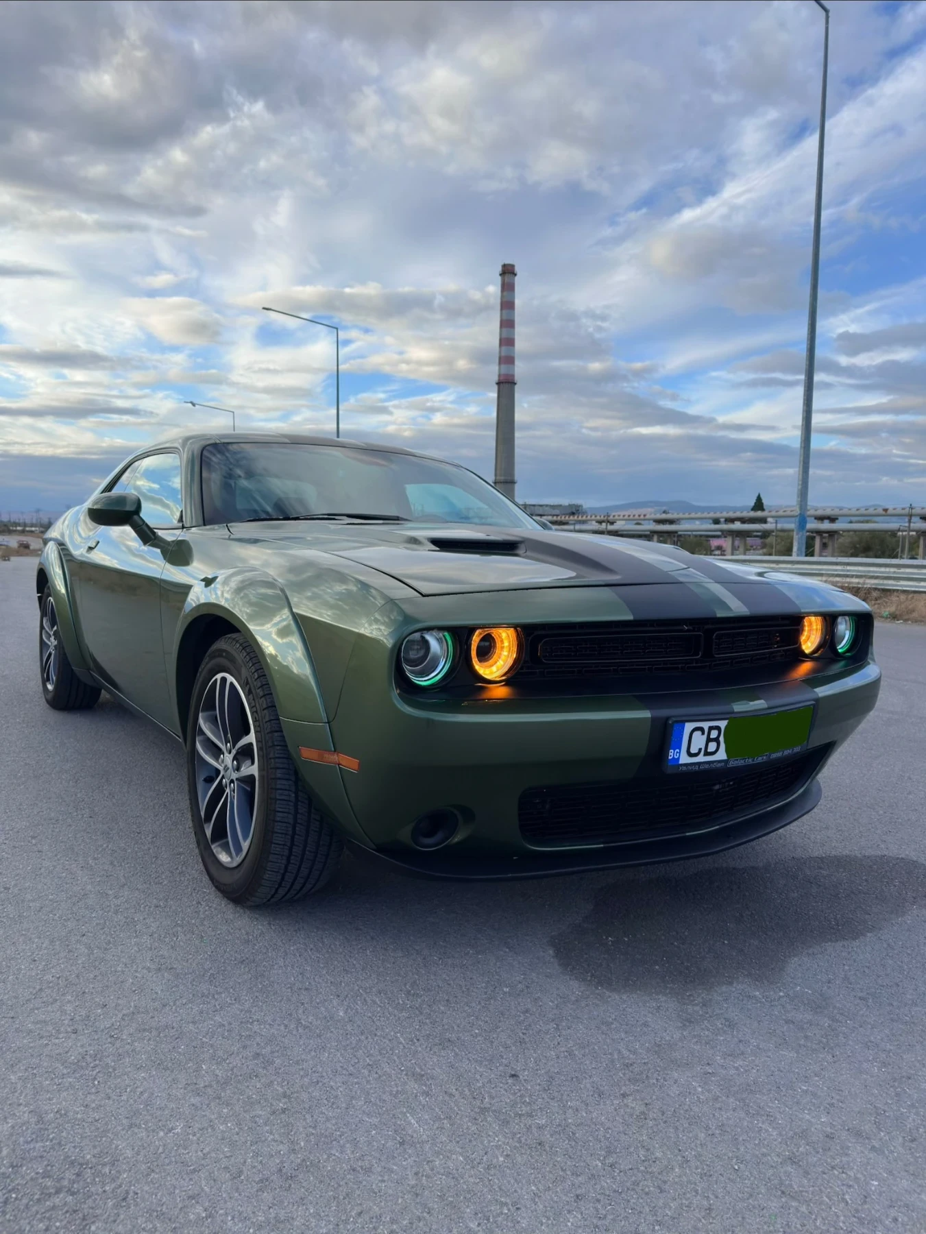 Dodge Challenger GT 4x4, снимка 2 - Автомобили и джипове - 56227032