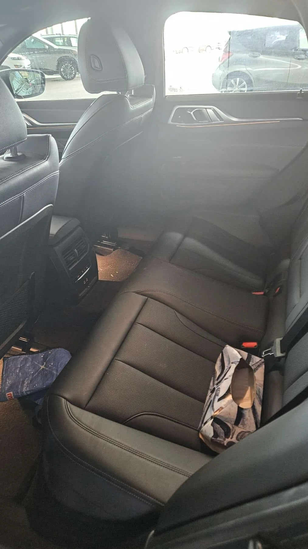BMW i4 * eDrive40 * CARFAX * ����� �� ����������� | Mobile.bg � ����������� 8