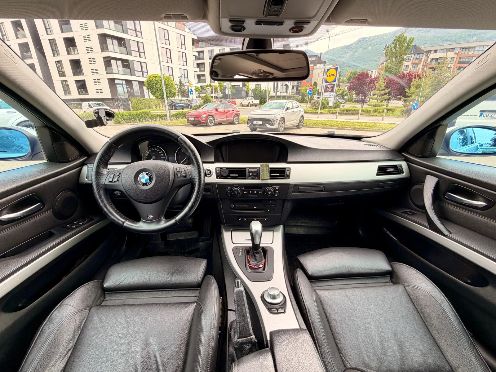 BMW 330 335, снимка 9 - Автомобили и джипове - 56710961
