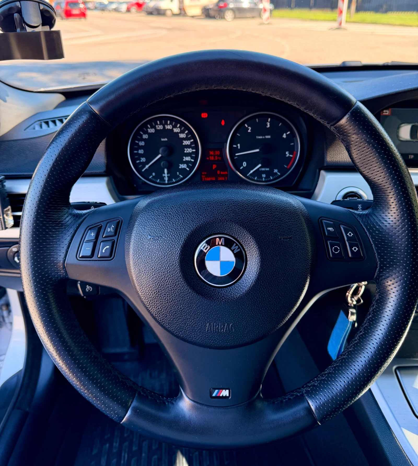 BMW 330 335, снимка 11 - Автомобили и джипове - 56710961