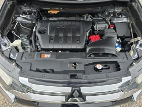 Mitsubishi Outlander 2.2 DI-D 4X4, снимка 17