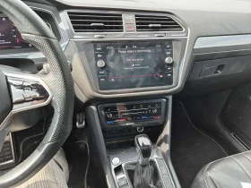 VW Tiguan Comfortline R Line Black Edition/CARFAX/, снимка 9