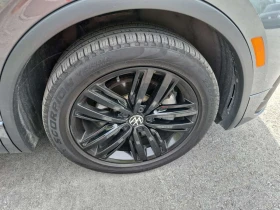 VW Tiguan Comfortline R Line Black Edition/CARFAX/, снимка 6