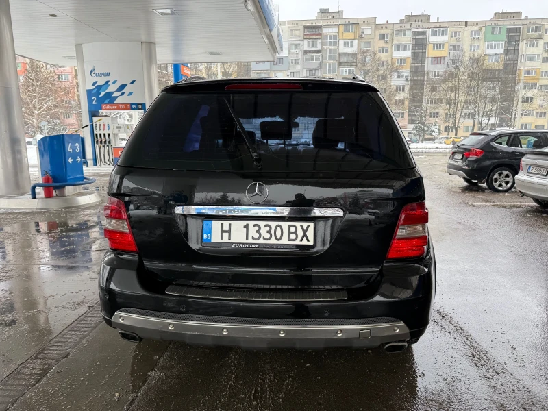 Mercedes-Benz ML 320 Sport* Navi* Кожа* Регистриран* Обслужен, снимка 6 - Автомобили и джипове - 49165313