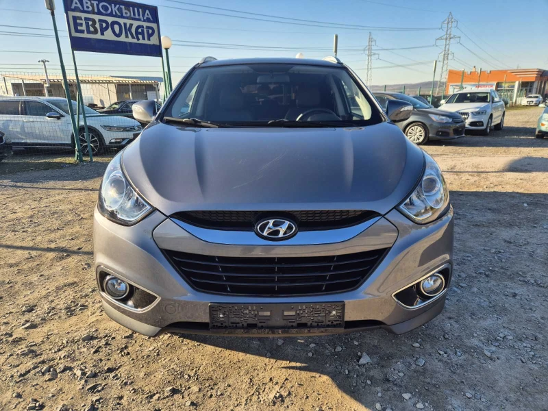 Hyundai IX35 1.6i , снимка 8 - Автомобили и джипове - 49404284