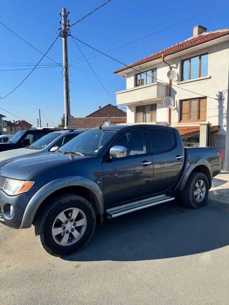 Mitsubishi L200, снимка 2 - Автомобили и джипове - 49587791