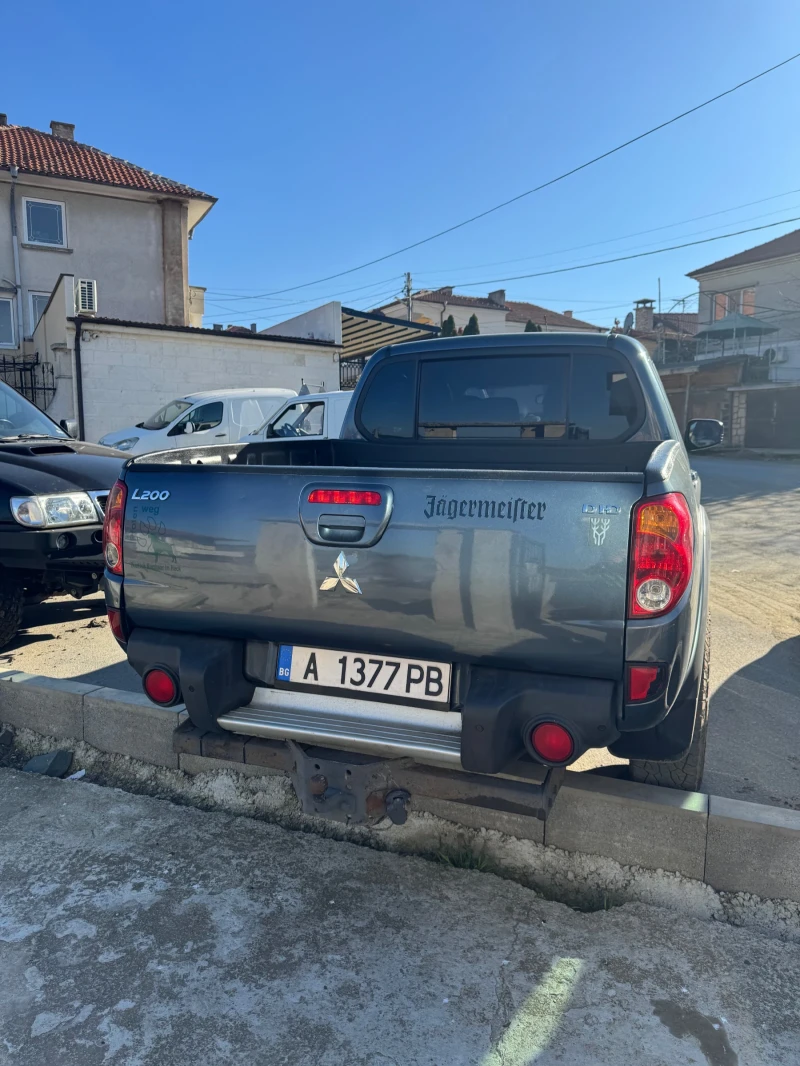 Mitsubishi L200, снимка 3 - Автомобили и джипове - 49587791