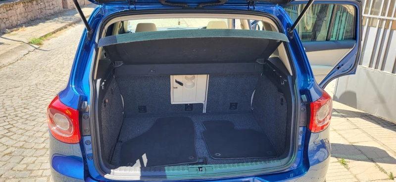 VW Tiguan, снимка 7 - Автомобили и джипове - 53165525