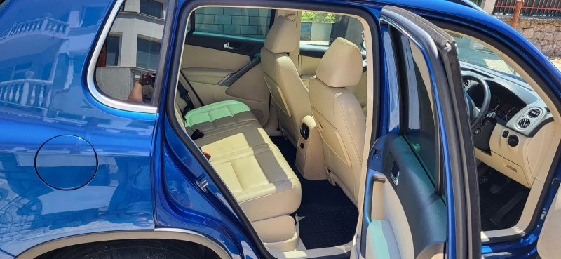 VW Tiguan, снимка 6 - Автомобили и джипове - 53165525