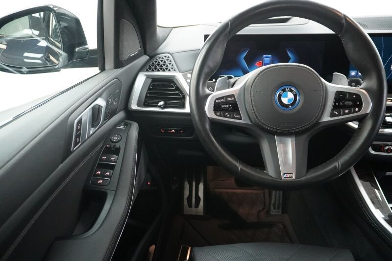 BMW X5 50е/ FACELIFT/ PLUG-IN/M-SPORT/H&K/HEAD UP/ SHADOW - изображение 8