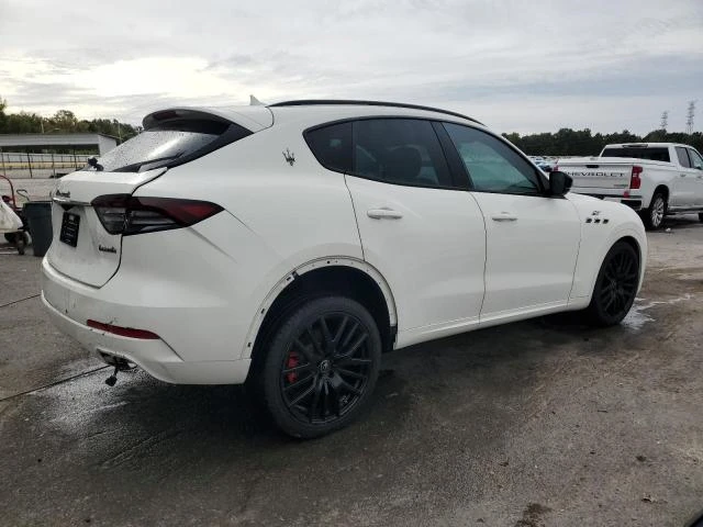 Maserati Levante RED INTERIOR* CARFAX* КЛИП на МОТОР* ФИКС ЦЕНА - изображение 3