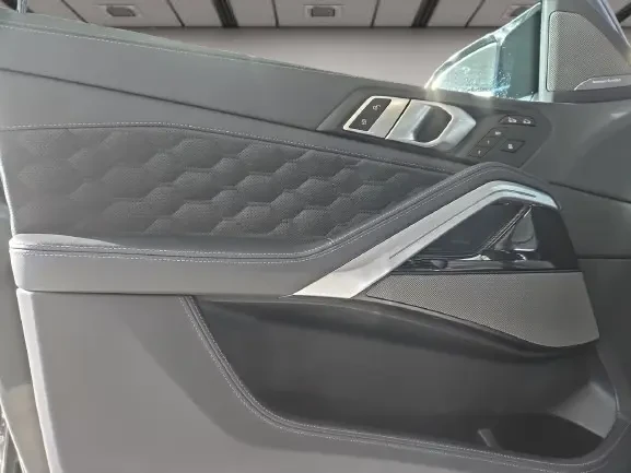 BMW X6 M Competition = Shadow Line = Гаранция, снимка 6 - Автомобили и джипове - 53889840