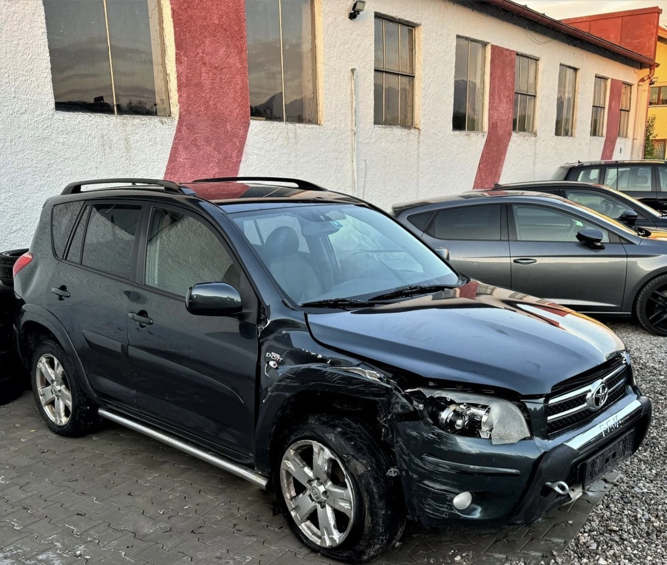 Toyota Rav4 2.2D-CAT, снимка 1