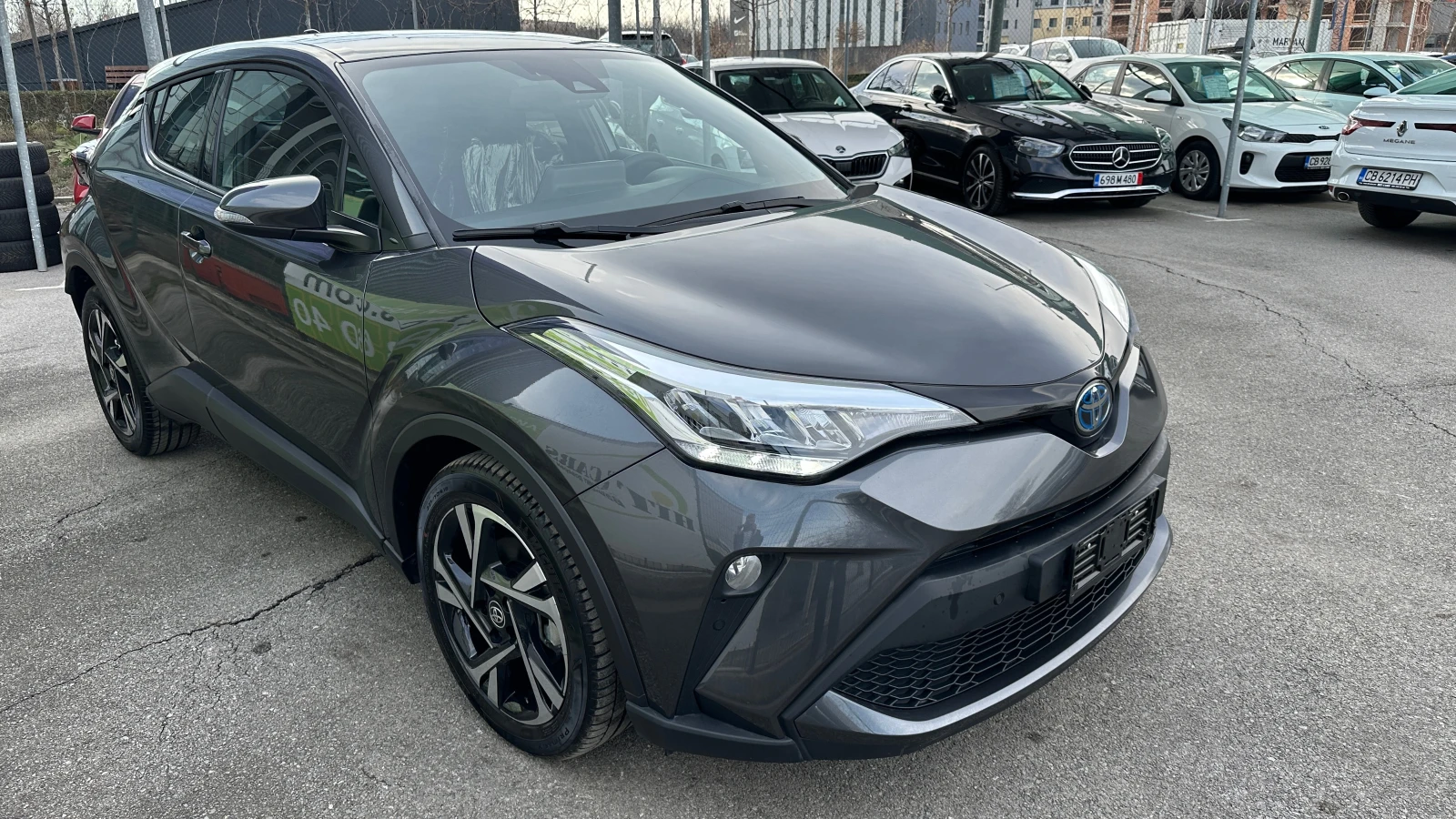 Toyota C-HR 2.0 Hybrid НОВ! - изображение 2