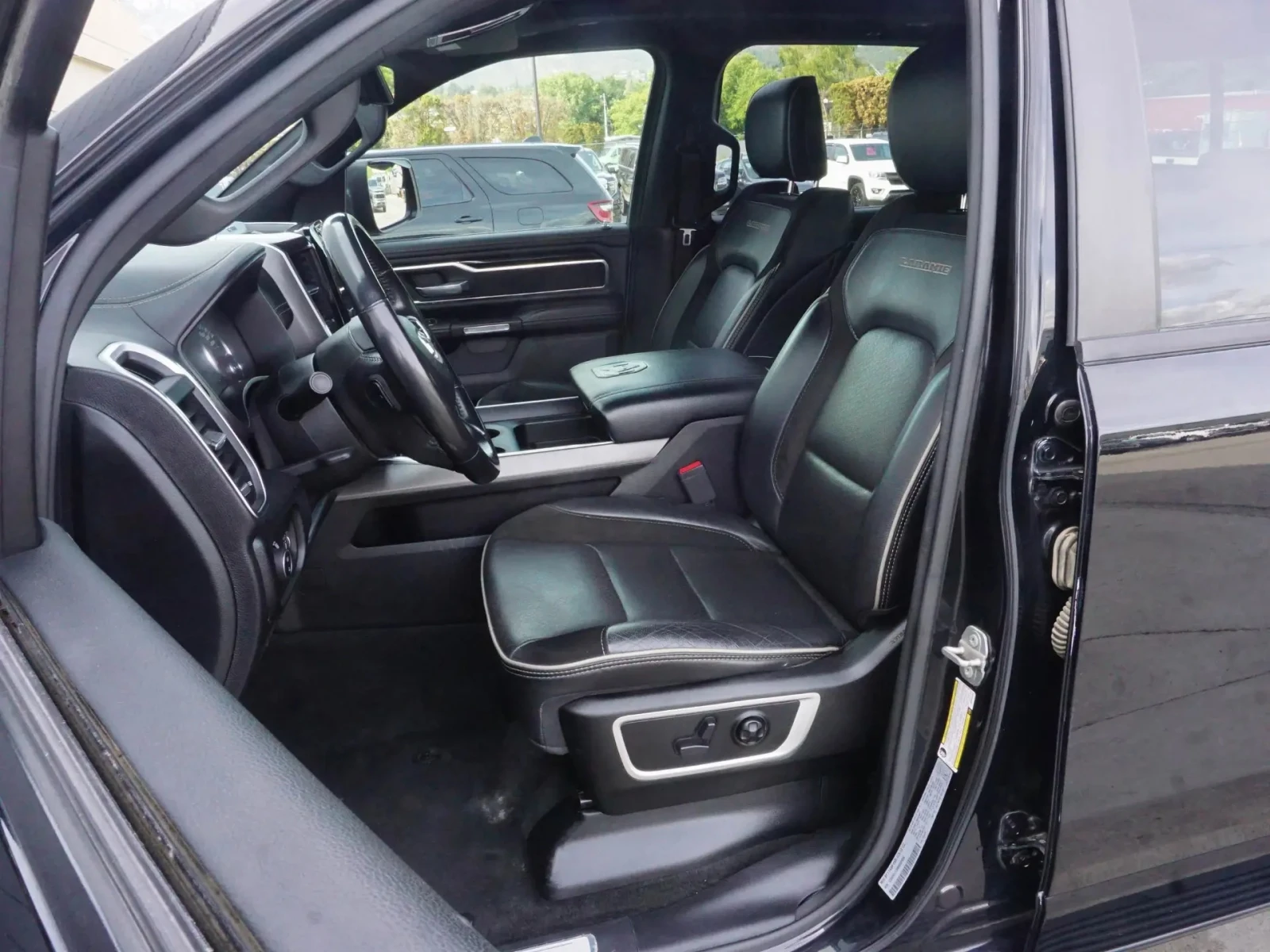 Dodge RAM 1500 Laramie * * CARFAX * *   * *  | Mobile.bg   16