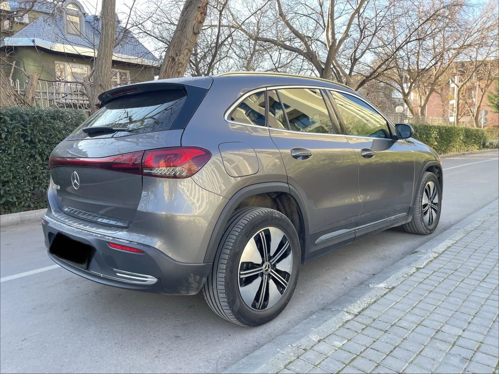 Mercedes-Benz EQA 250 12.2021г. 66000км - изображение 4