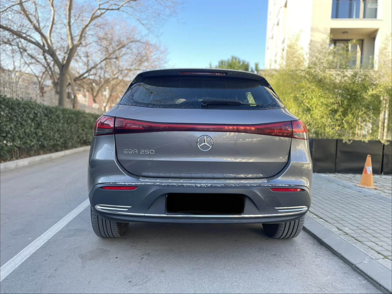 Mercedes-Benz EQA 250 12.2021г. 66000км - изображение 5