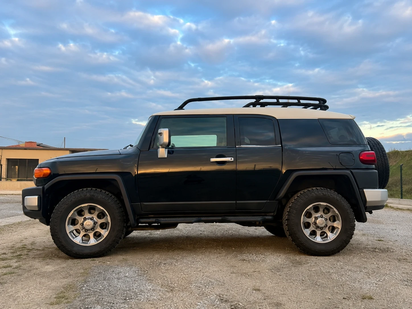 Toyota Fj cruiser Toyota fj Cruiser 2013 4x4 gas  dif lock, снимка 2 - Автомобили и джипове - 53869094