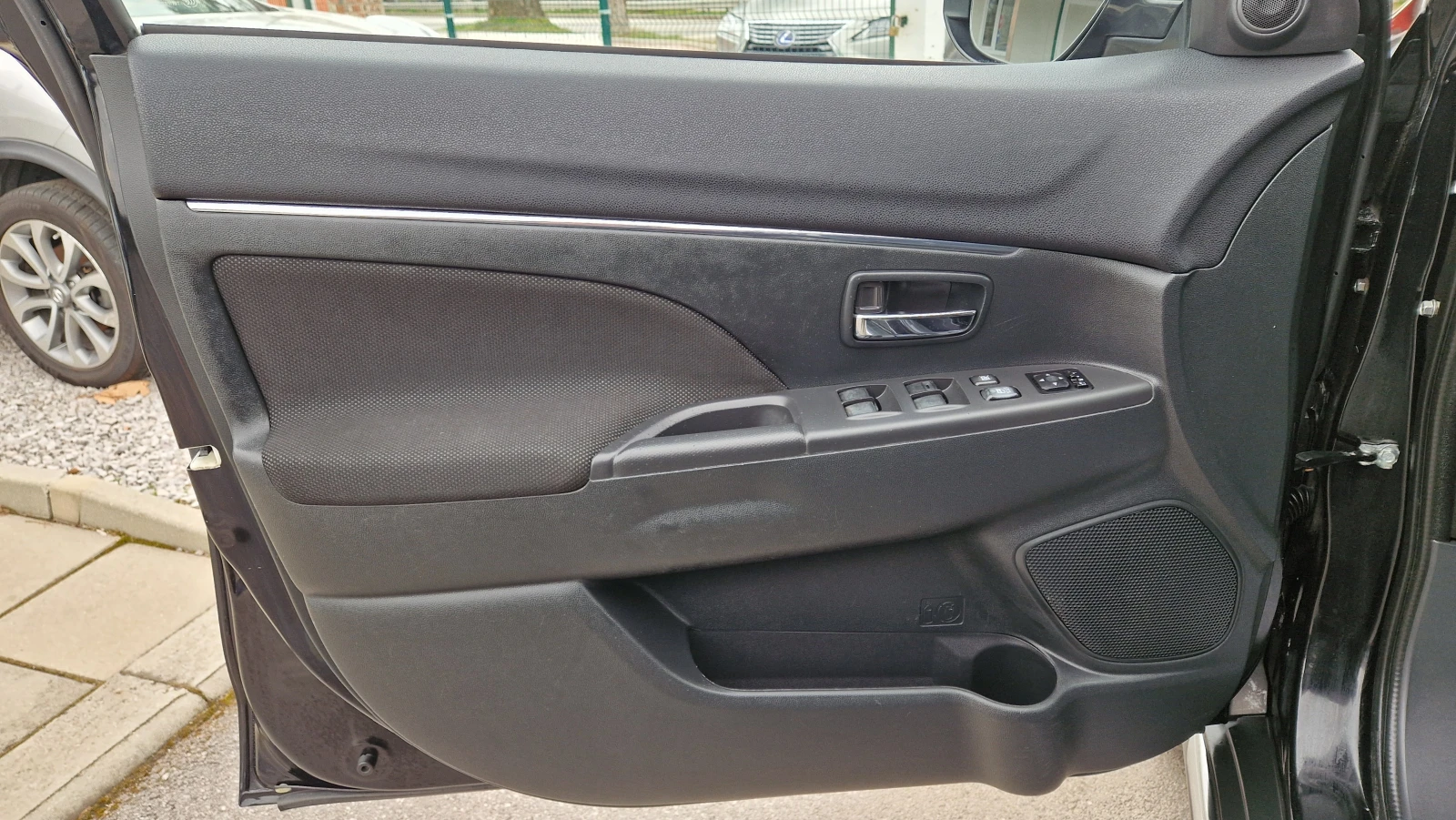 Citroen C4 AIRCROSS 1.6HDI, снимка 14 - Автомобили и джипове - 54043092