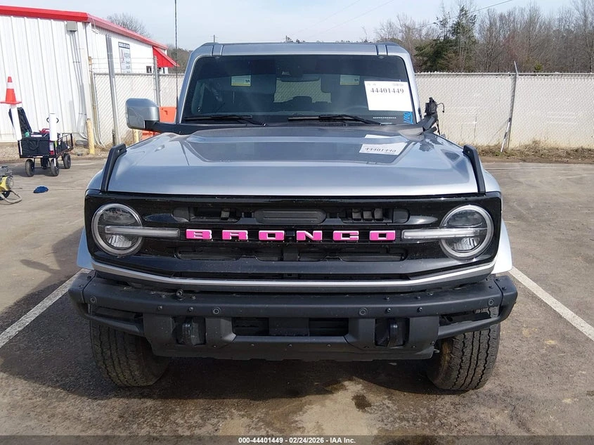 Ford Bronco Outer Banks, снимка 13 - Автомобили и джипове - 54184926