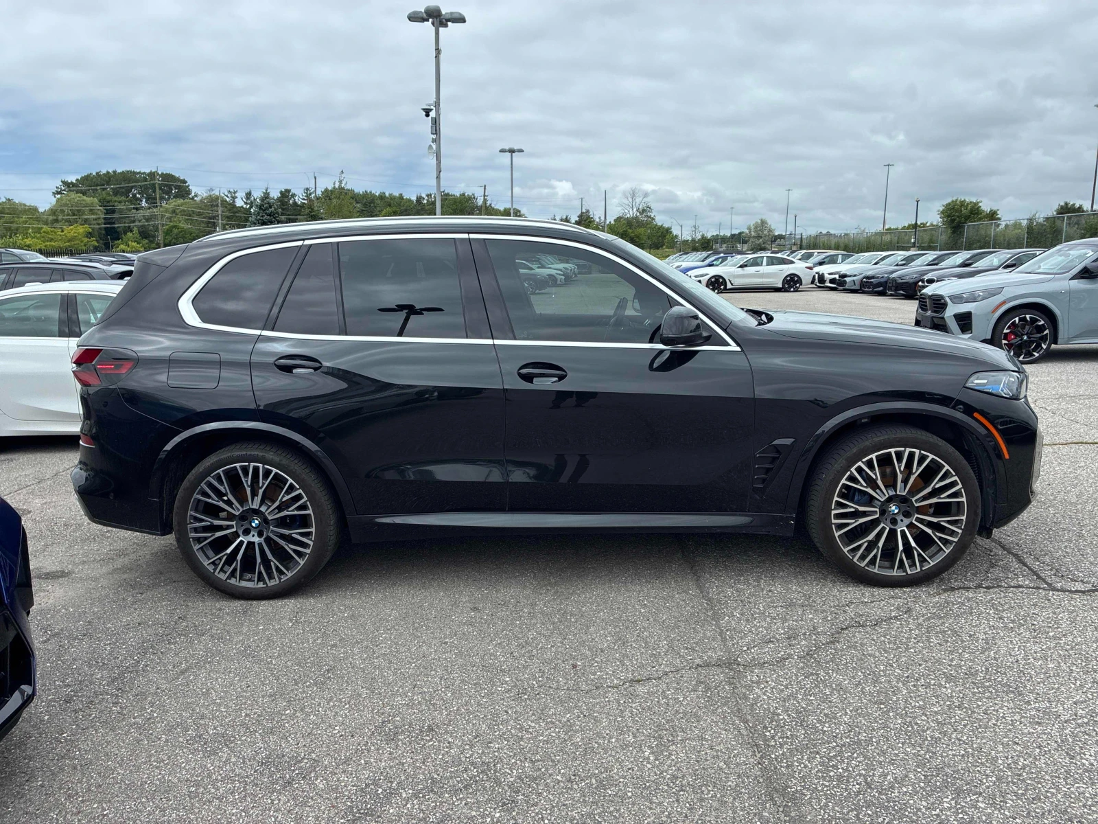 BMW X5 LASER* M Sport* HUD* H/K* 360* Extended leather* П, снимка 3 - Автомобили и джипове - 55221089