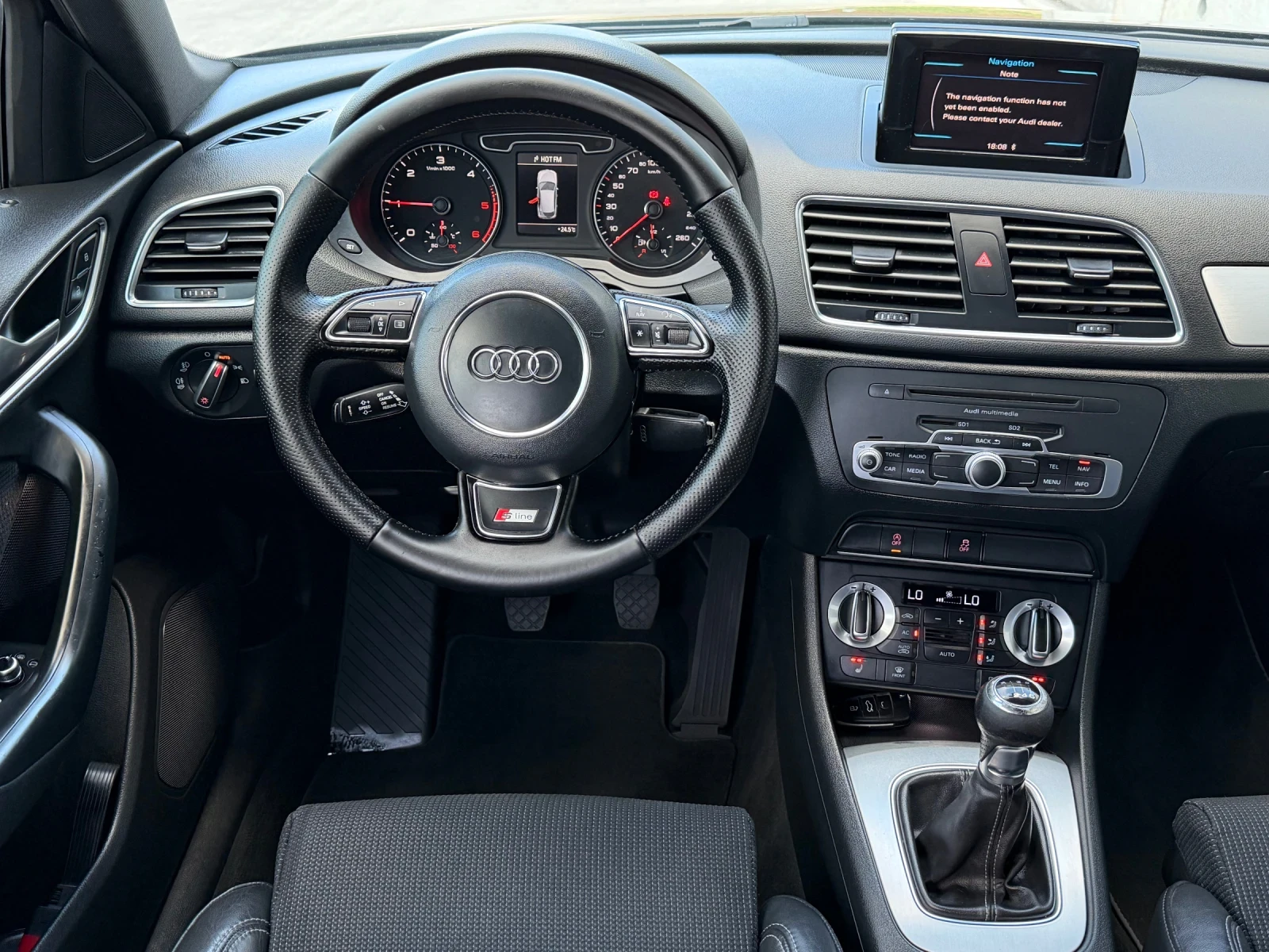 Audi Q3 2.0TDi 140 * S-Line* Навигация, снимка 11 - Автомобили и джипове - 55418063
