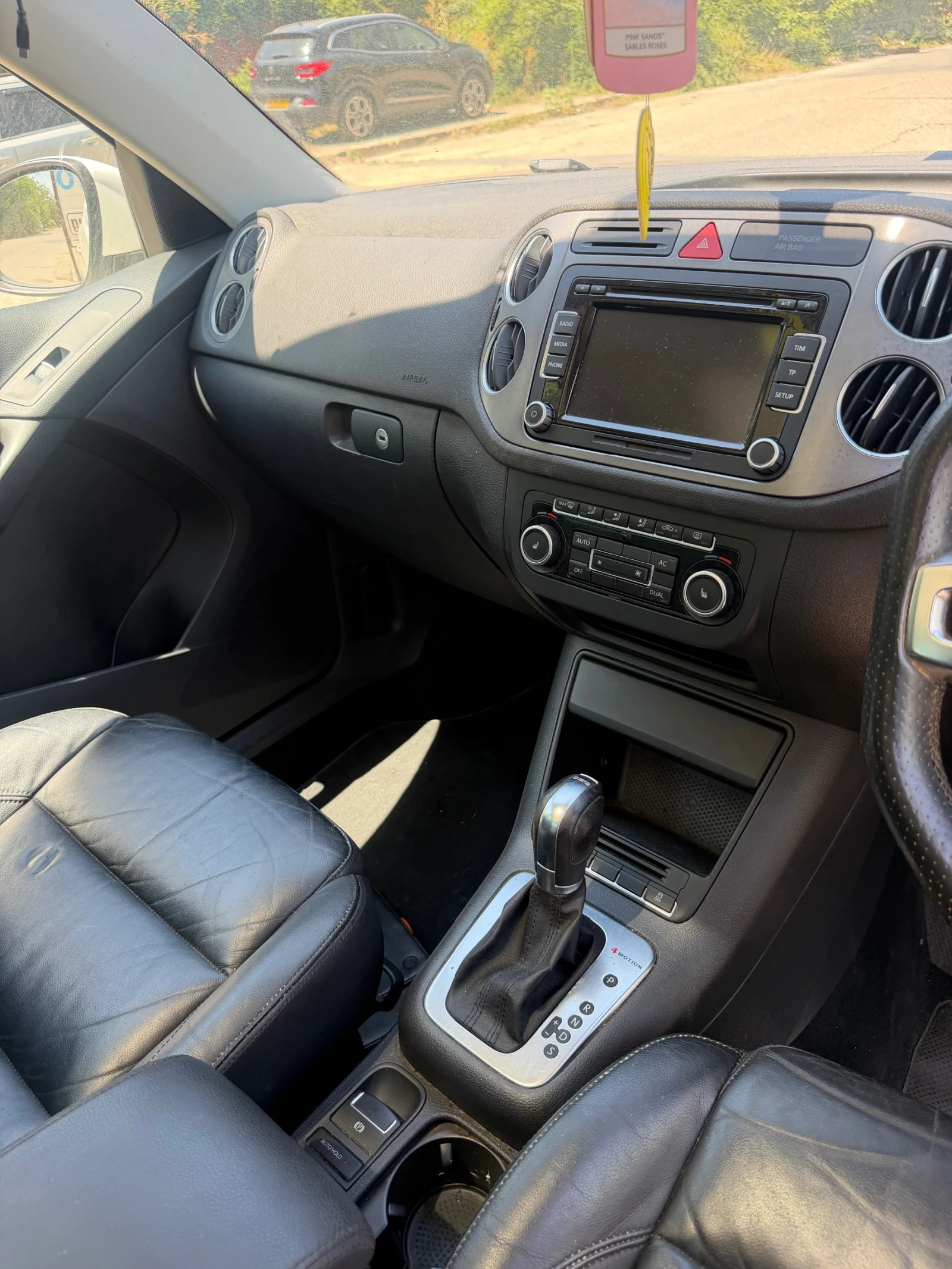 VW Tiguan 2.0tfsi dsg R line , снимка 8 - Автомобили и джипове - 55450755