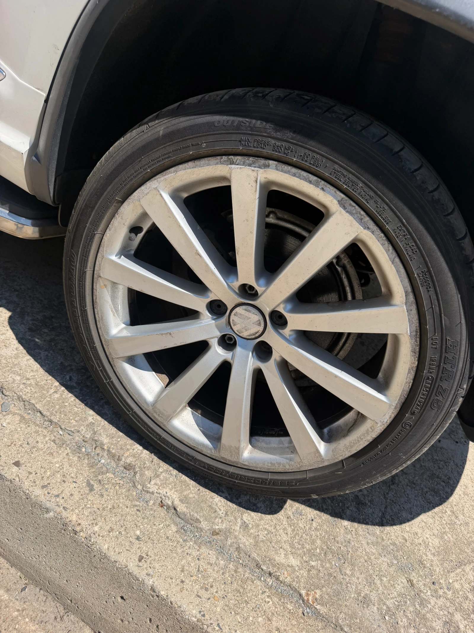 VW Tiguan 2.0tfsi dsg R line , снимка 13 - Автомобили и джипове - 55450755