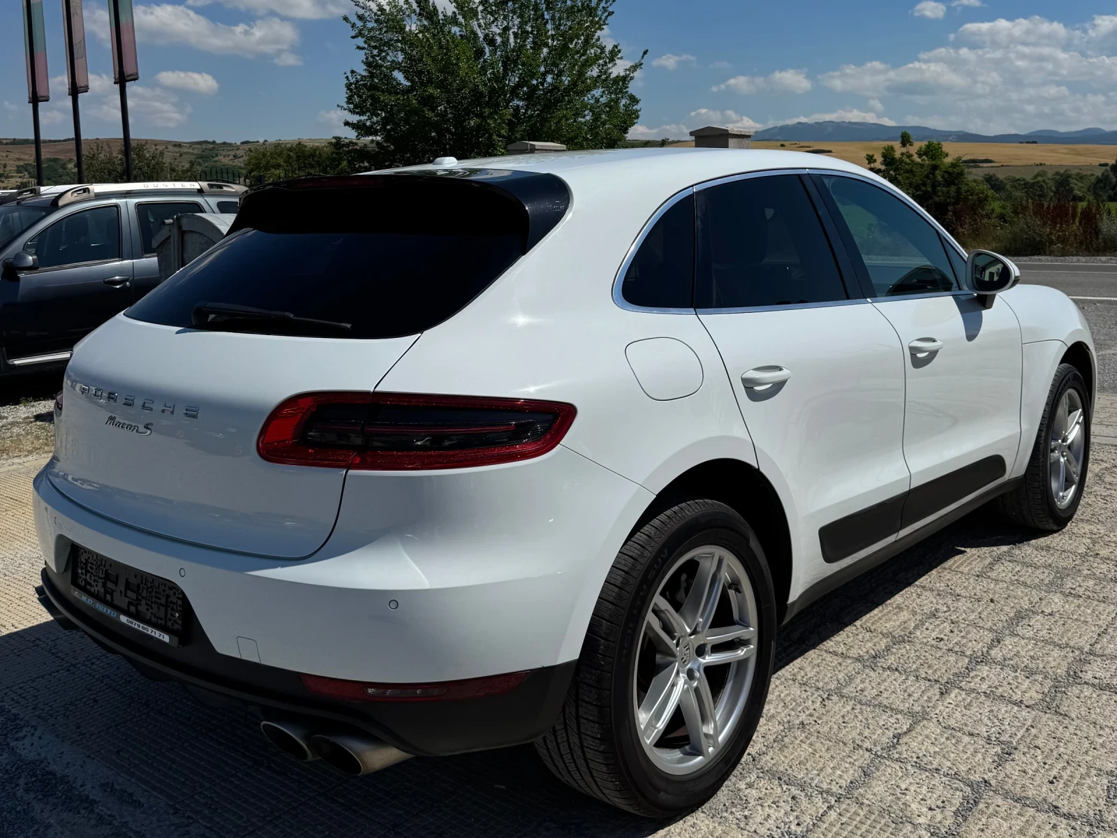 Porsche Macan, снимка 4 - Автомобили и джипове - 55874172