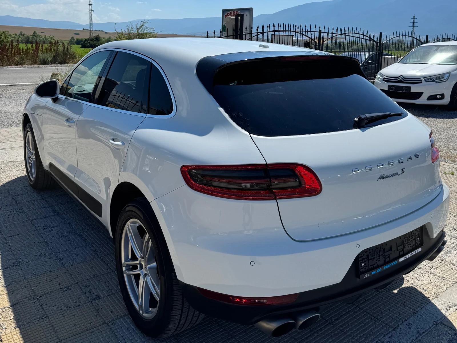 Porsche Macan, снимка 2 - Автомобили и джипове - 55874172