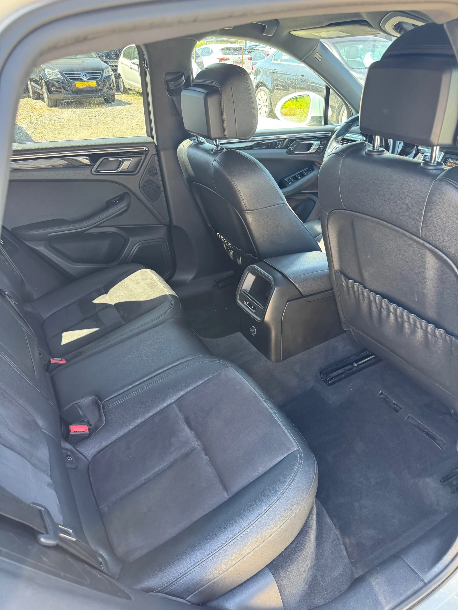 Porsche Macan, снимка 14 - Автомобили и джипове - 55874172