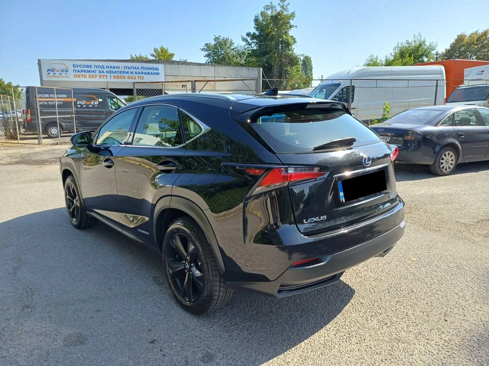 Lexus NX 300h Facelift, снимка 3 - Автомобили и джипове - 55887646