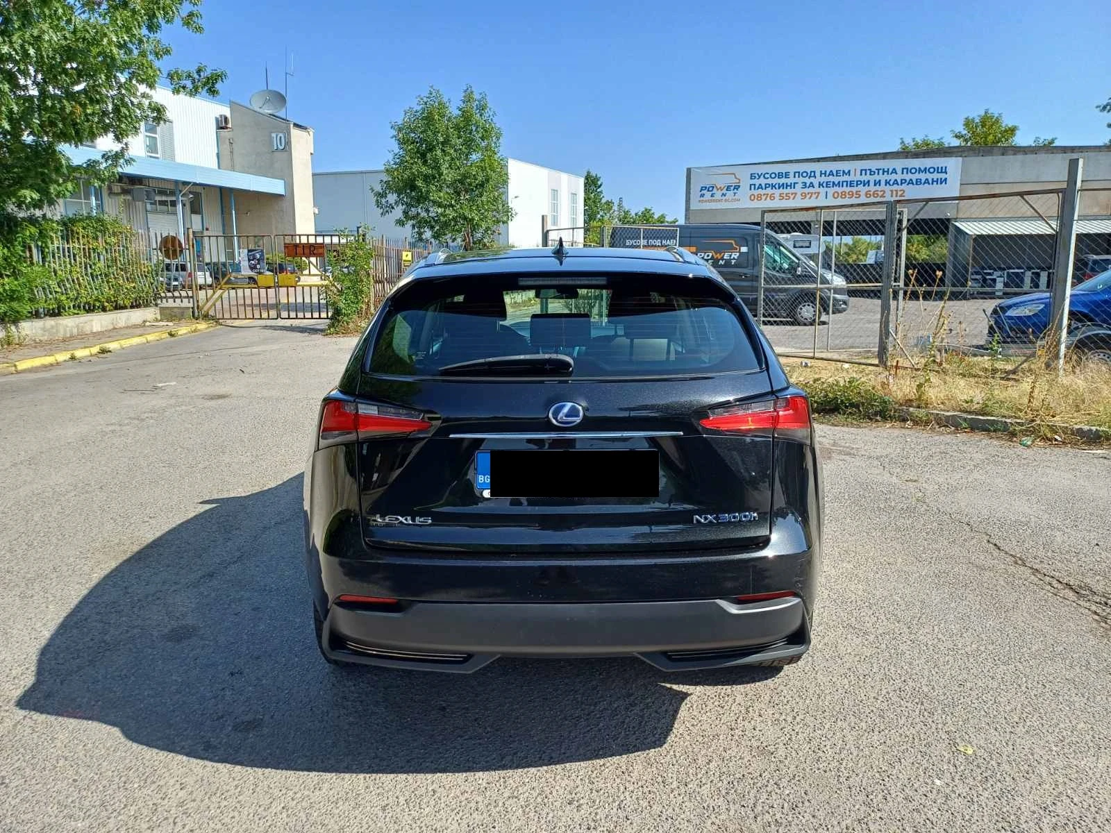 Lexus NX 300h Facelift, снимка 4 - Автомобили и джипове - 55887646