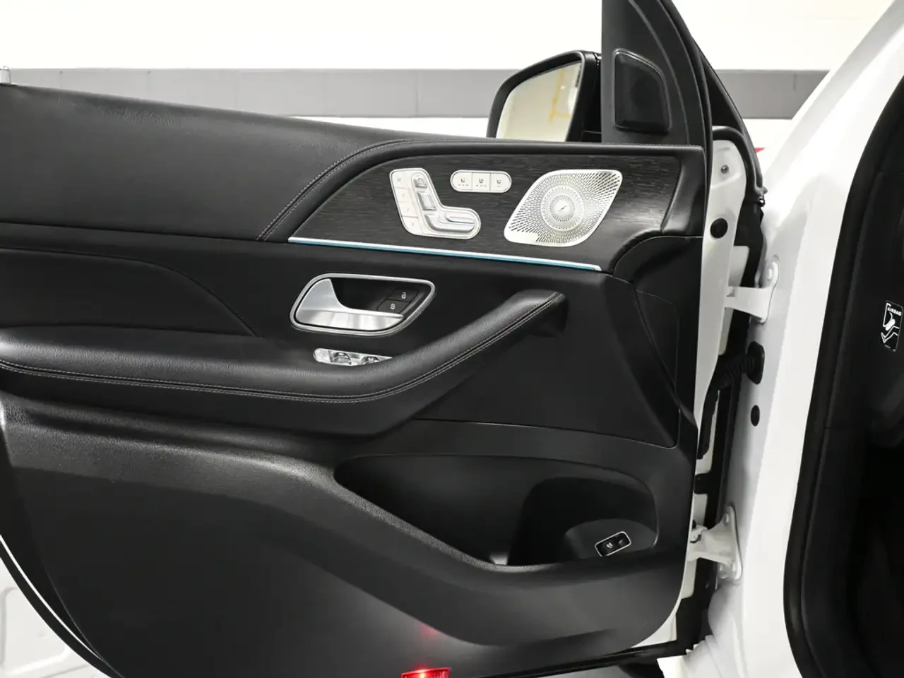Mercedes-Benz GLE, снимка 11 - Автомобили и джипове - 56181138