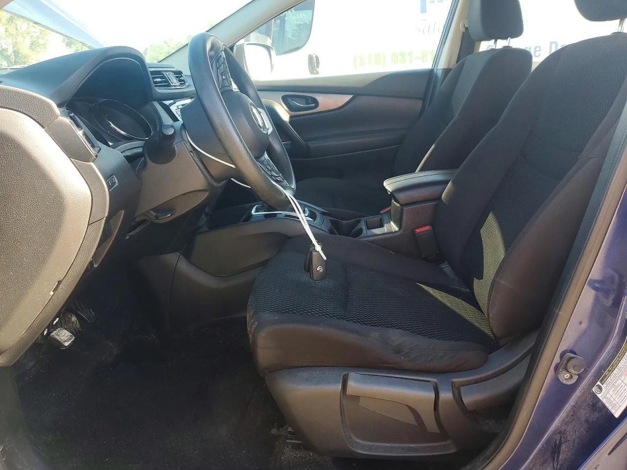 Nissan Rogue 2.0l Sport S, снимка 7 - Автомобили и джипове - 56215311