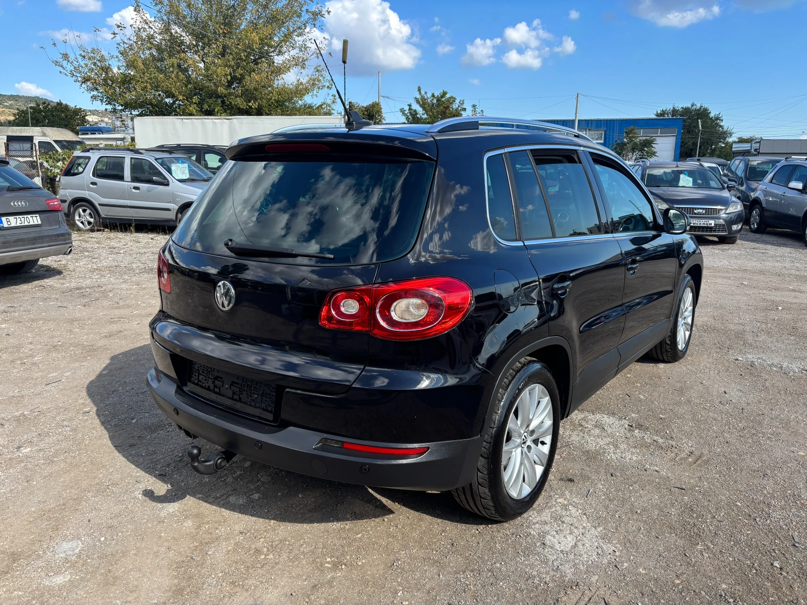 VW Tiguan 2.0TDI / COMMONRAIL / 170К.С / 4 MOTION / ПАНОРАМА, снимка 4 - Автомобили и джипове - 56317108