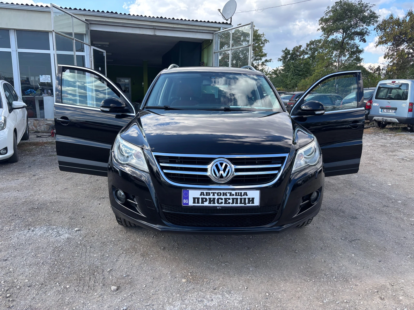 VW Tiguan 2.0TDI / COMMONRAIL / 170К.С / 4 MOTION / ПАНОРАМА