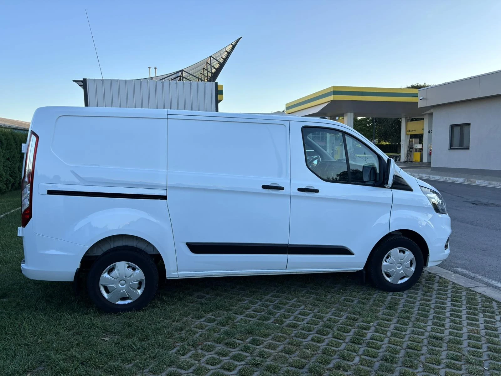 Ford Transit Custom L1 - изображение 8