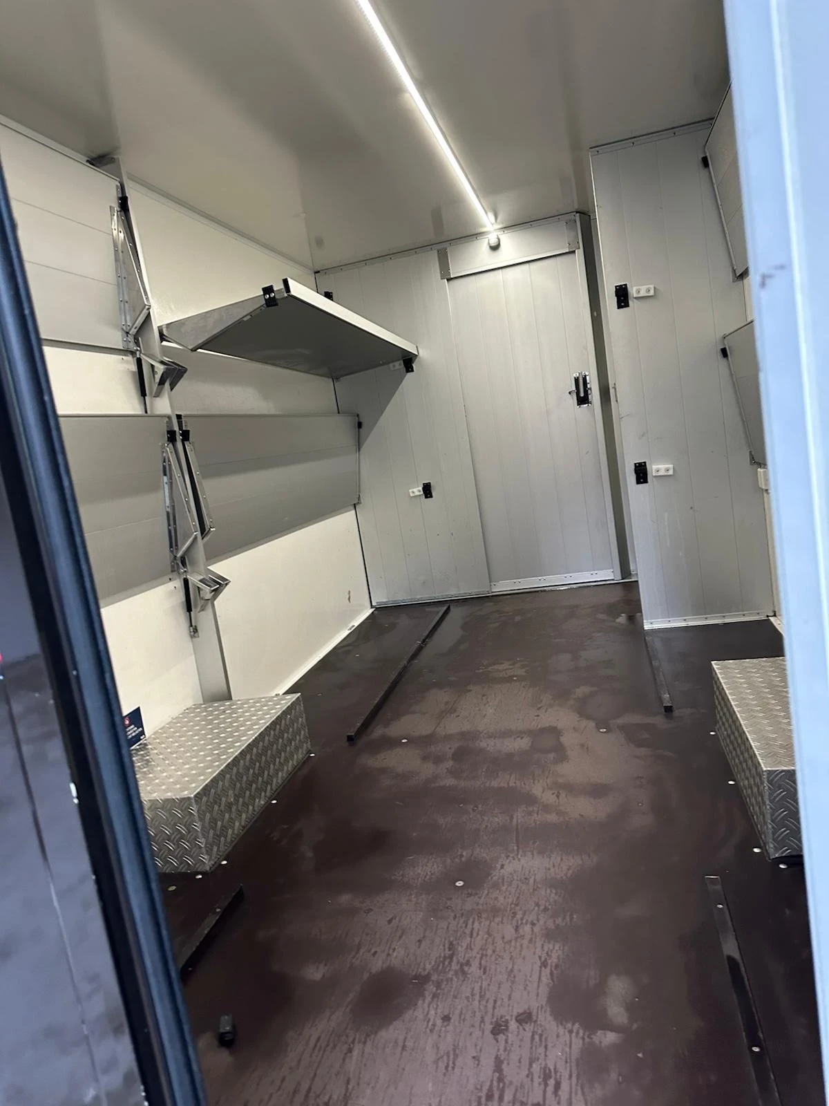 Iveco Daily 35C14 avtomat 50хил км Б категория HI MATIK - изображение 5