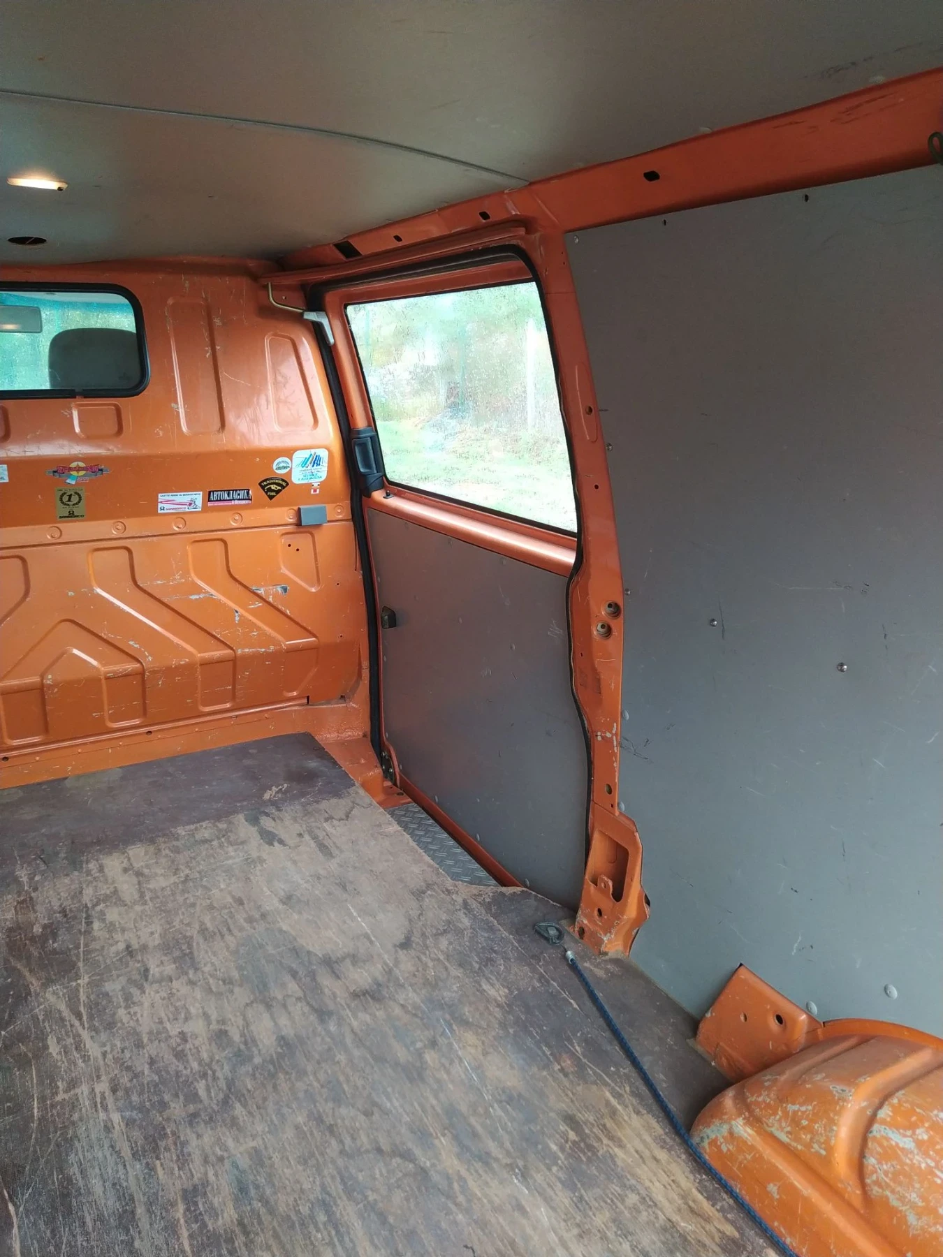 VW Transporter, снимка 6 - Бусове и автобуси - 56750364