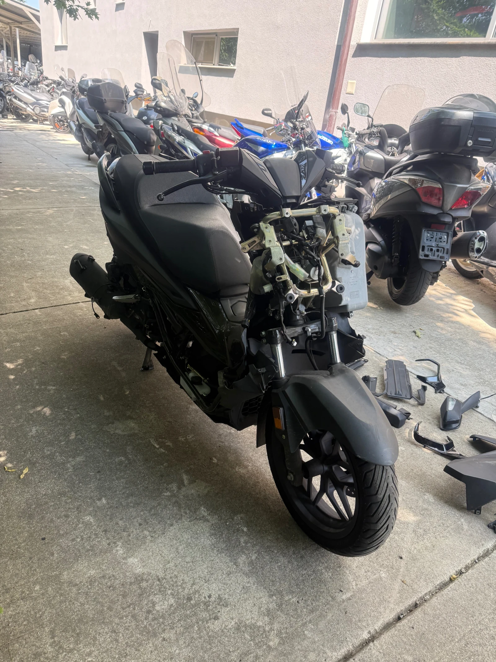 Honda Forza 350 2024 - изображение 4