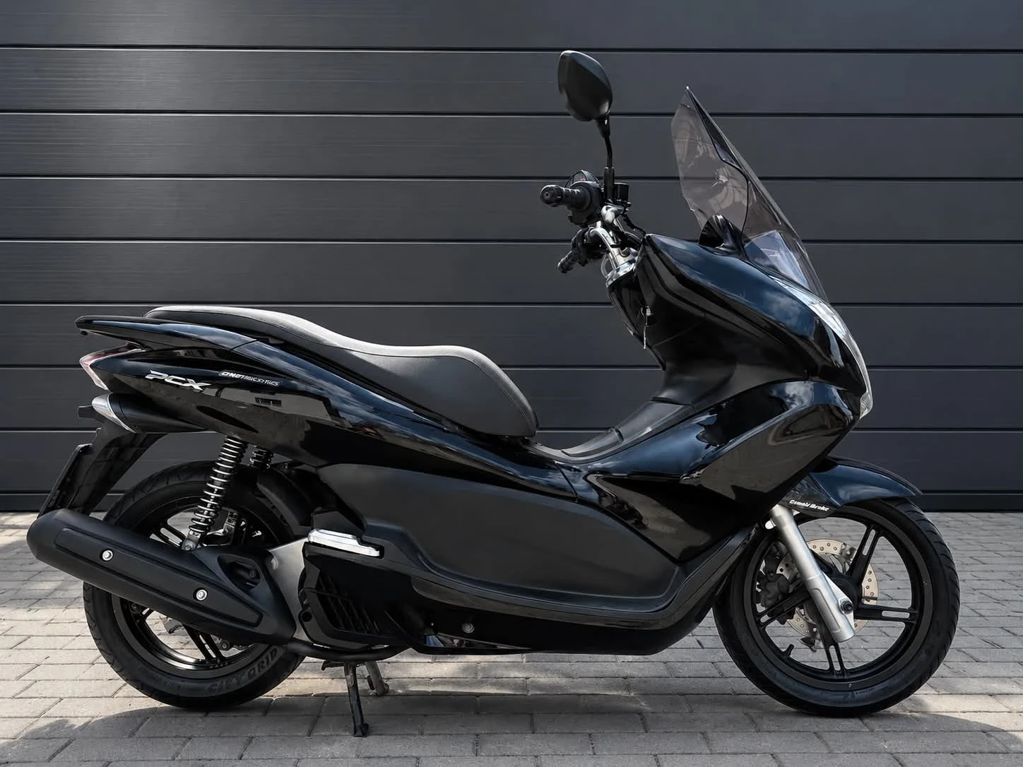 Honda Pcx 125i START STOP, снимка 2 - Мотоциклети и мототехника - 54819582