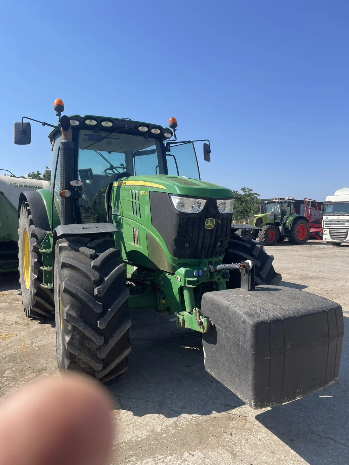 Трактор John Deere 6210R - изображение 4
