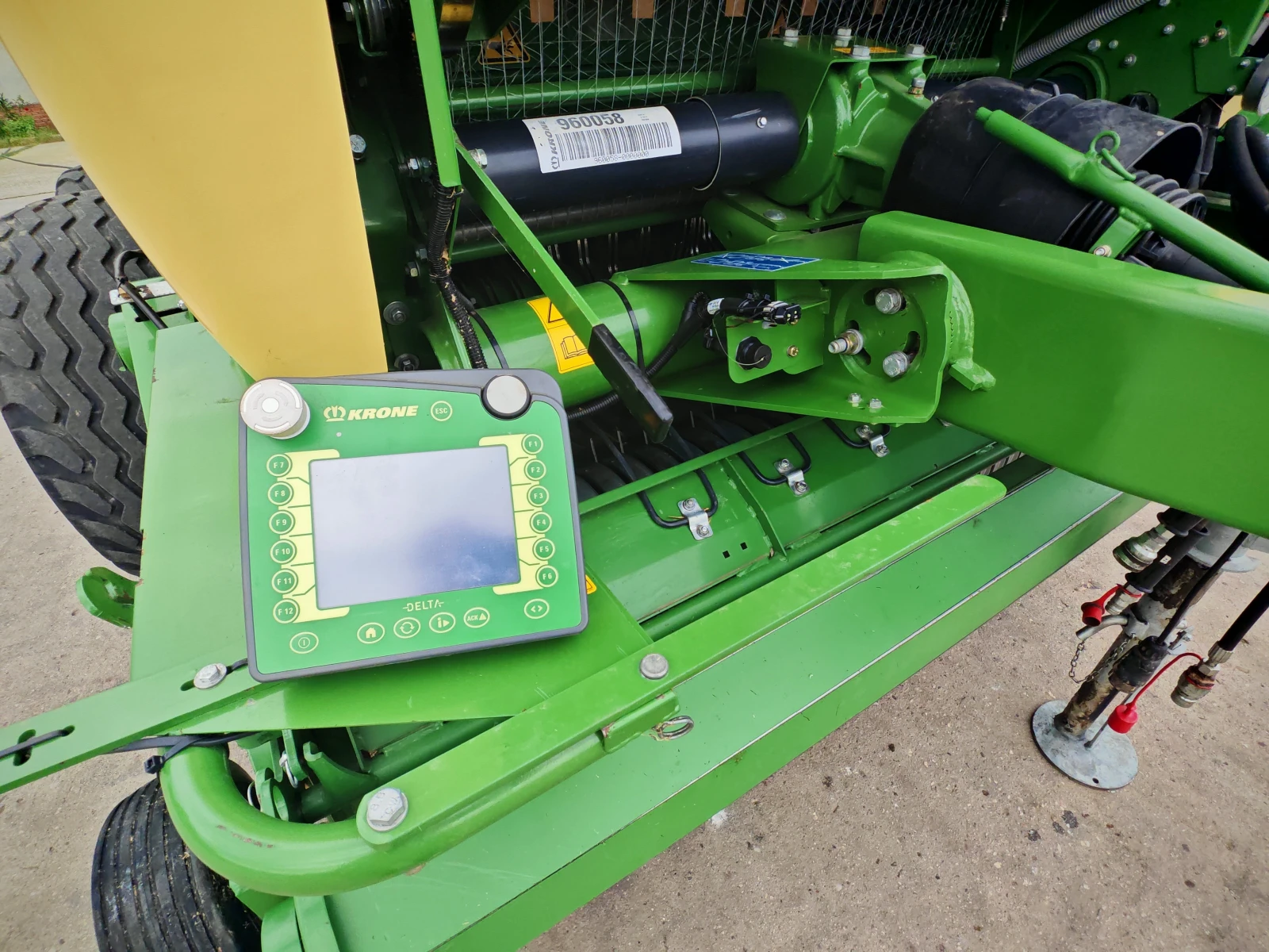 Балировачка Krone V150XC лизинг с първоначална вноска 20 % - изображение 9