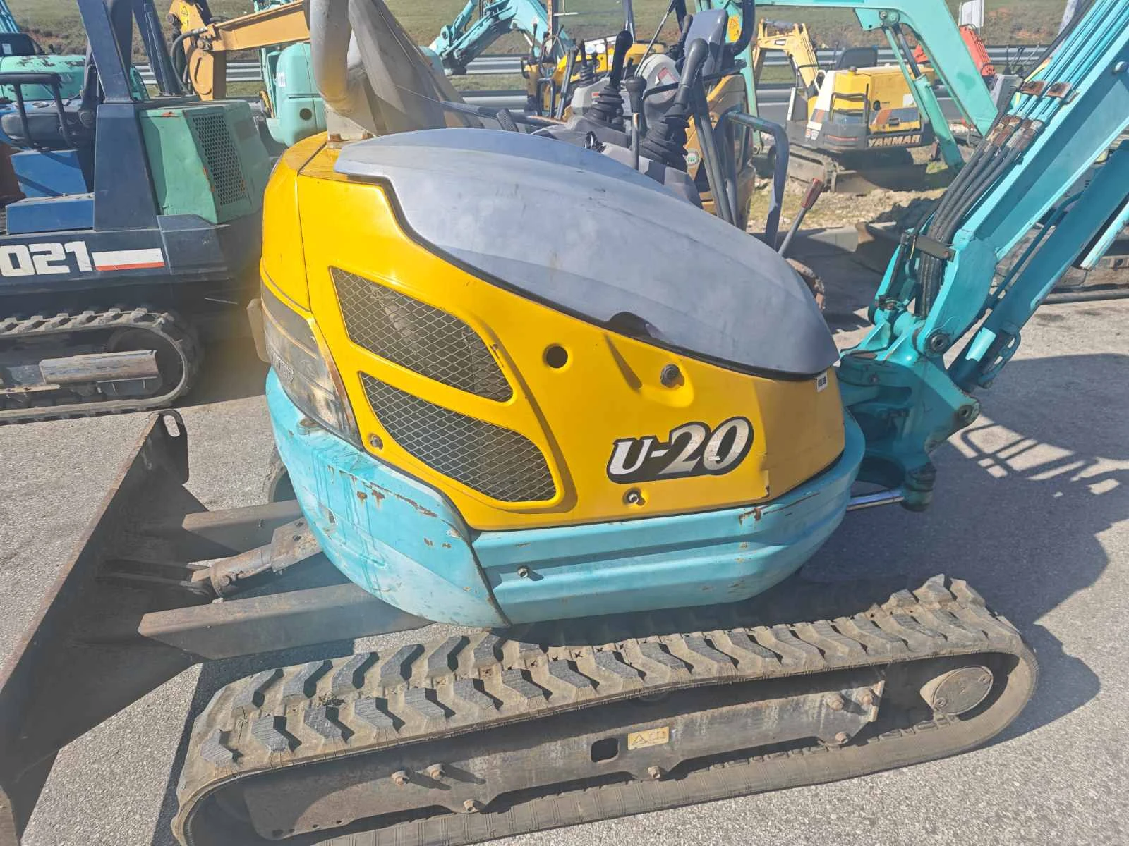 Багер Kubota 2015 2 тона