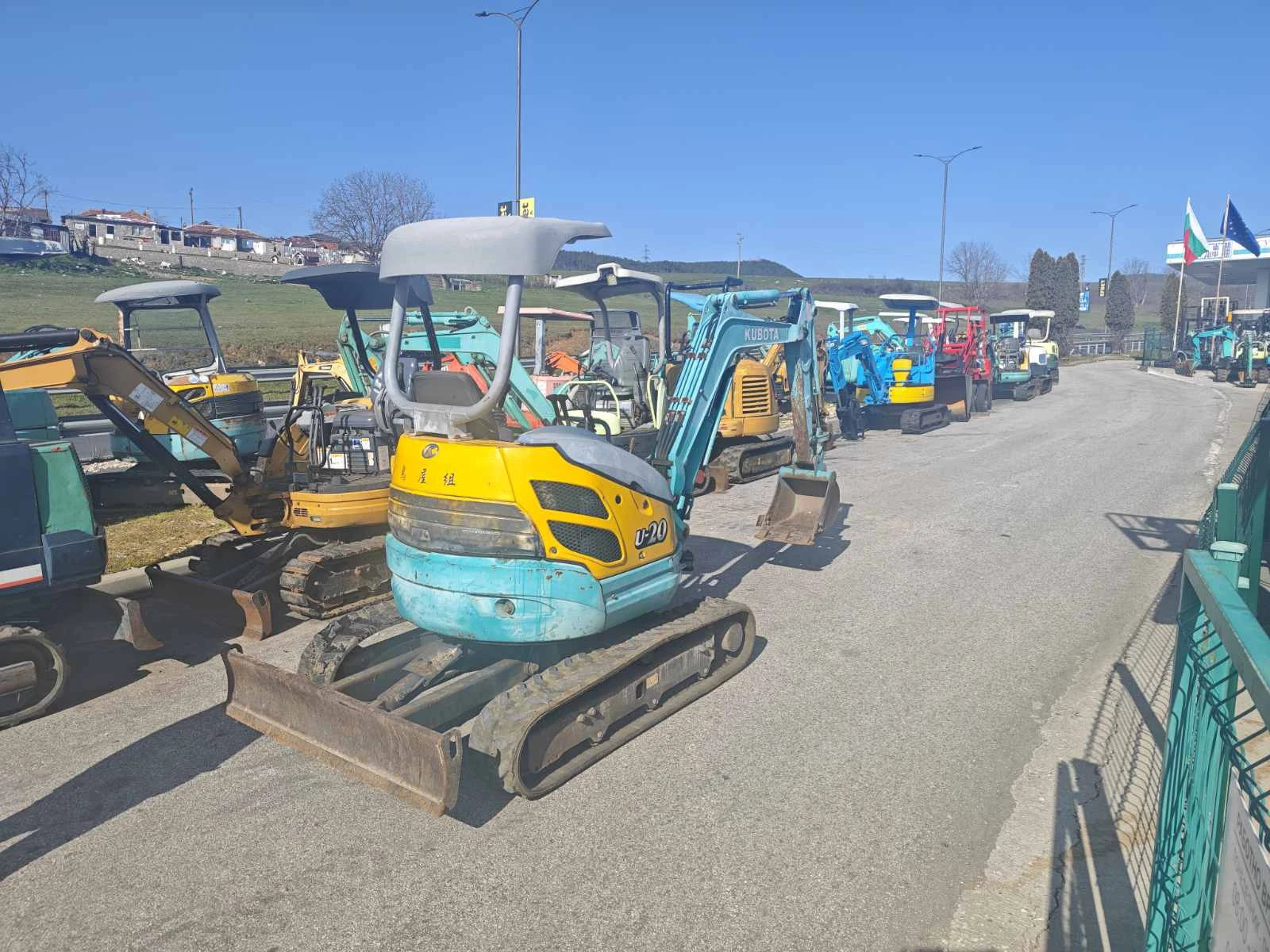 Багер Kubota 2015 2 тона, снимка 9 - Индустриална техника - 53837325