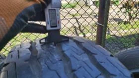 Гуми Летни 215/65R16, снимка 4