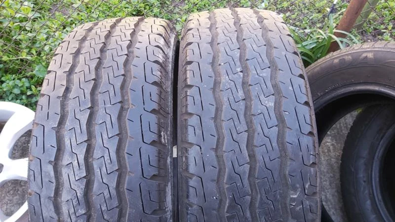 Гуми Летни 215/65R16, снимка 1 - Гуми и джанти - 28561160